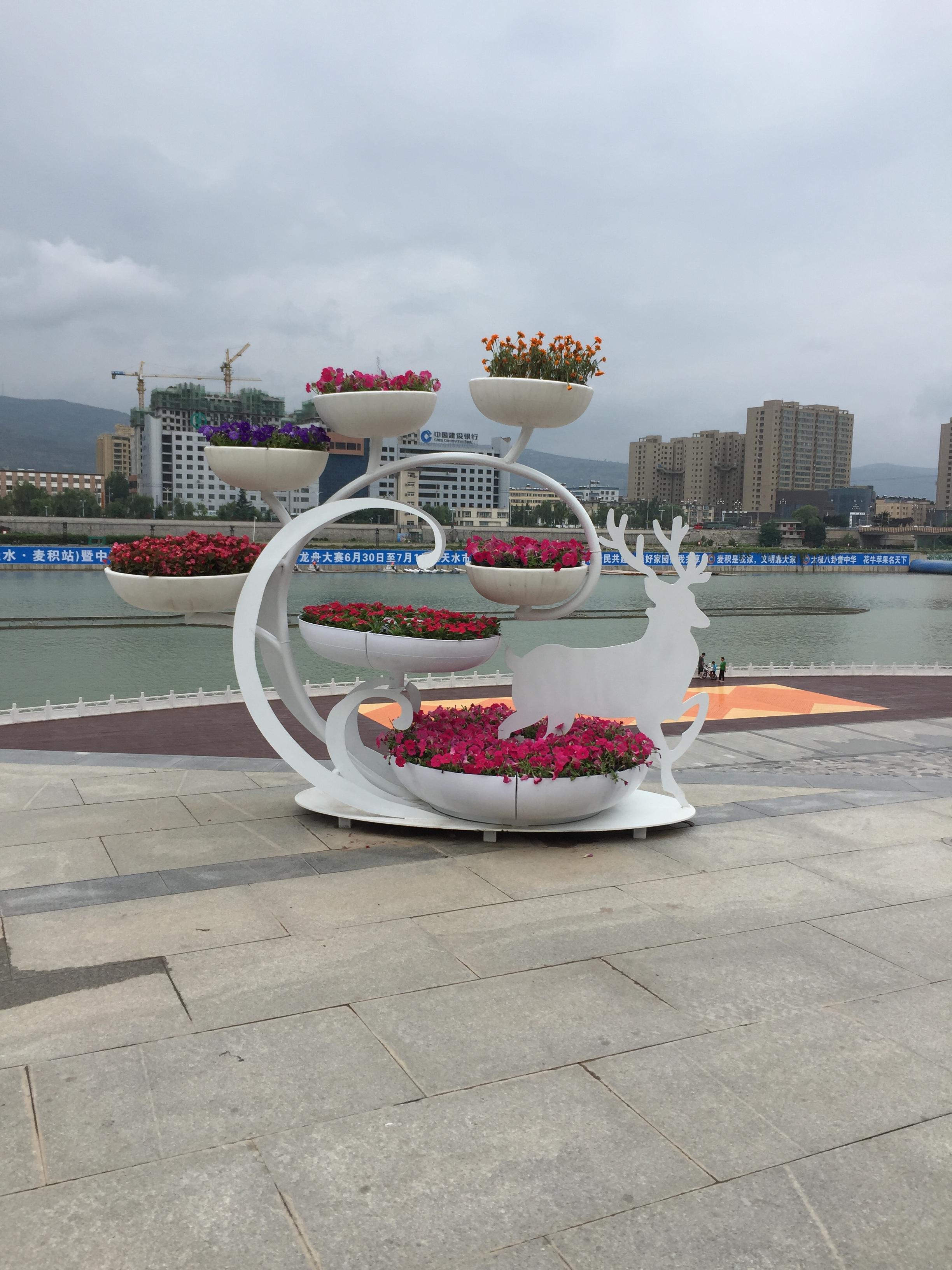 铁艺立体花器(图4)