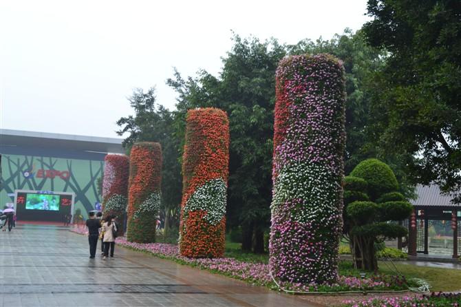 弧形花盆(图1)