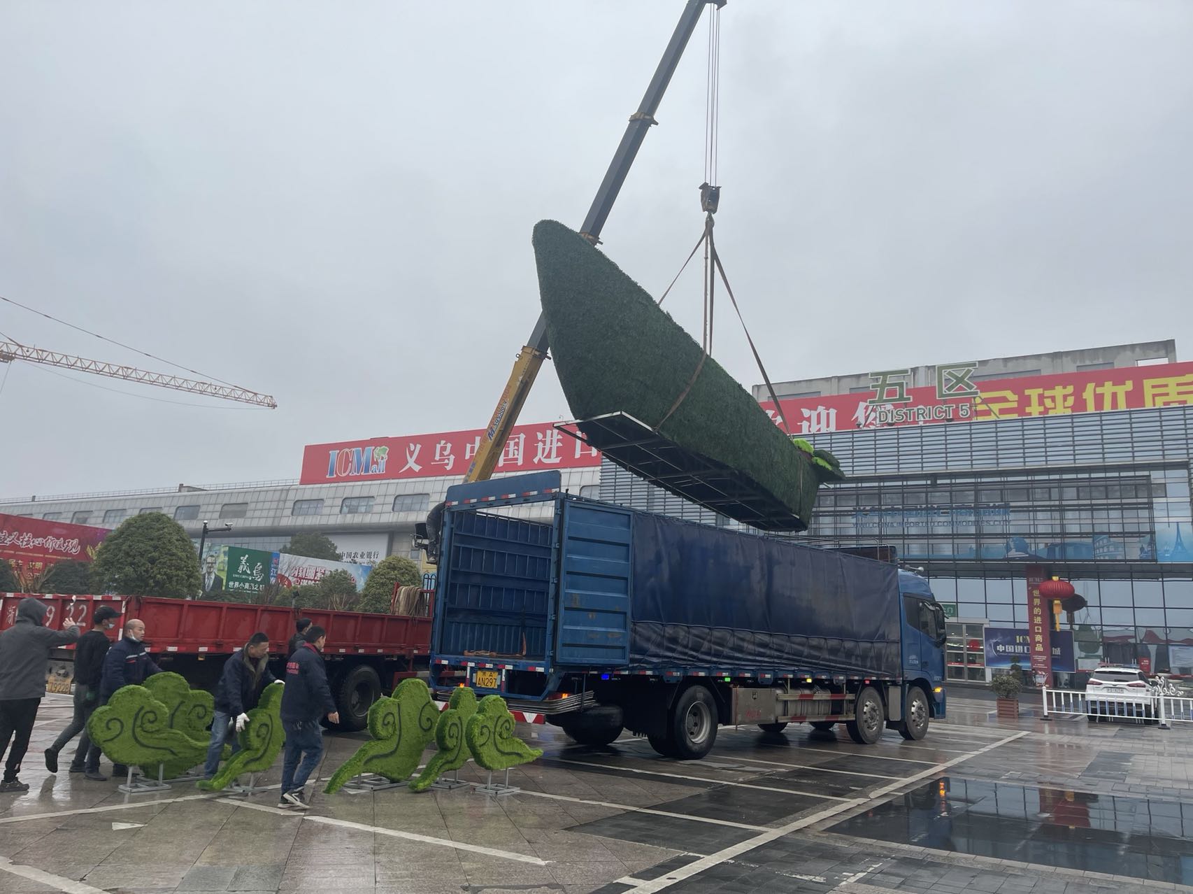 义乌商贸城立体花坛项目(图2)